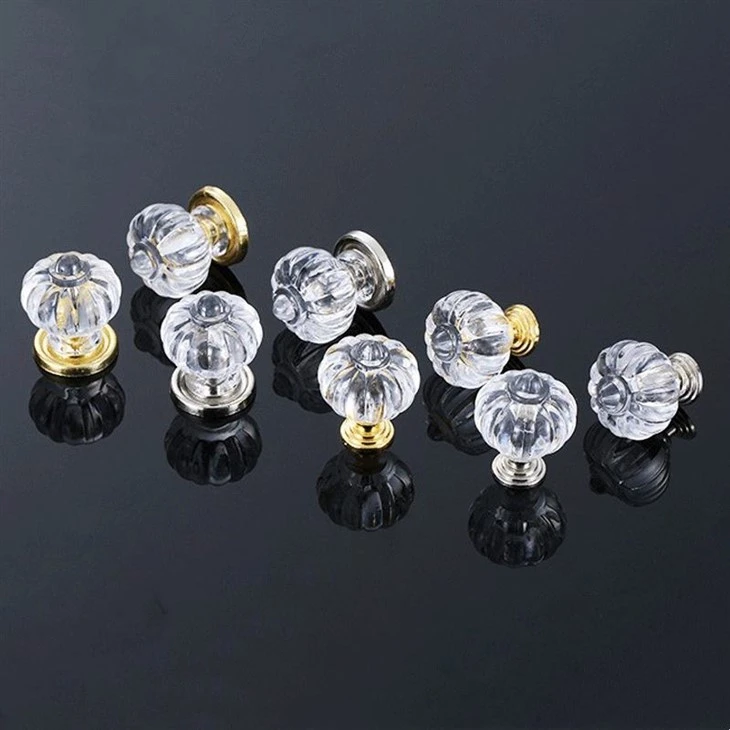 acrylic cabinet knobs (6)